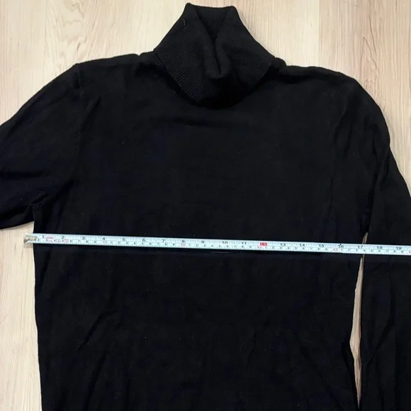 Calvin Klein Black Turtleneck Sweater Size M - Picture 5 of 8